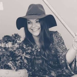 Meet your Posher, Lilly